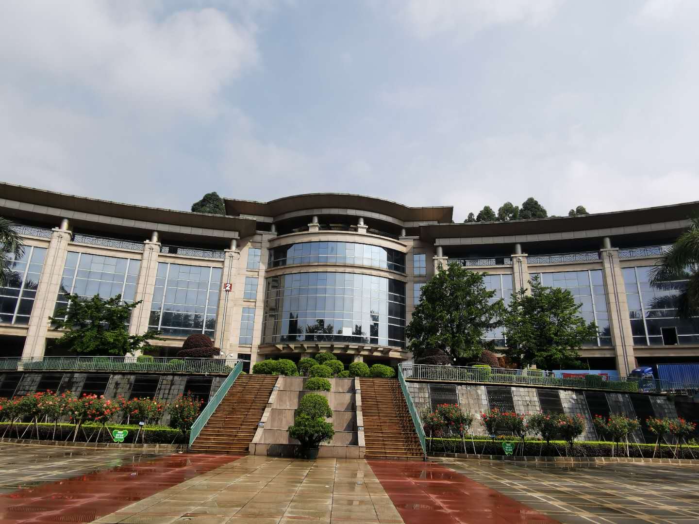 国家税务局总局广东省税务局南海数据中心改造项目钢结构工程