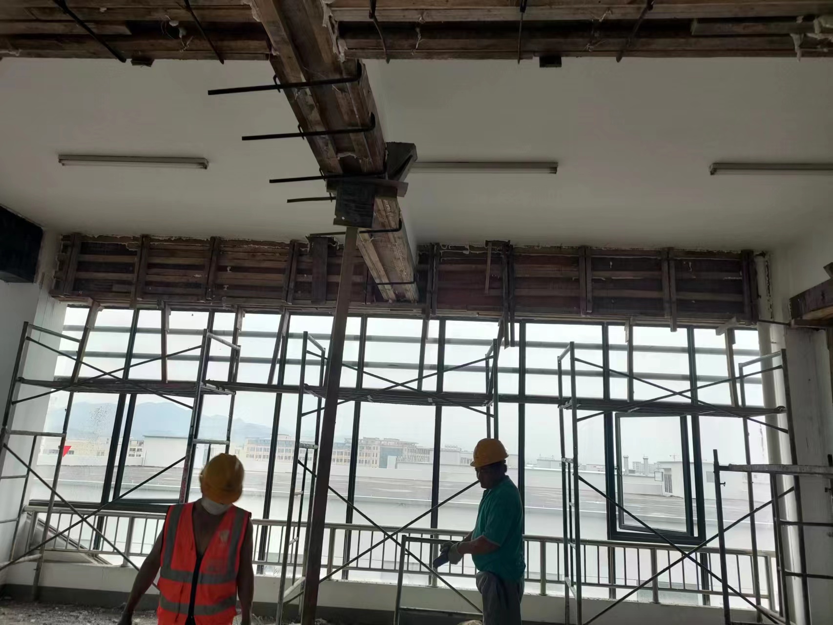 金华圣都家居有限公司厂区增加货梯加固工程